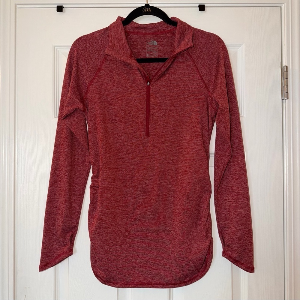 The North Face Motivation Stripe 1/4 zip